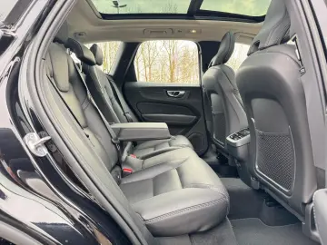 VOLVO XC60 B5 D AWD ULTIMATE BRIGHT-AHK-Luft-Sthzg-360