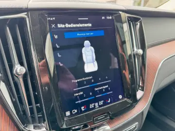 VOLVO XC60 B5 D AWD ULTIMATE BRIGHT-AHK-Luft-Sthzg-360