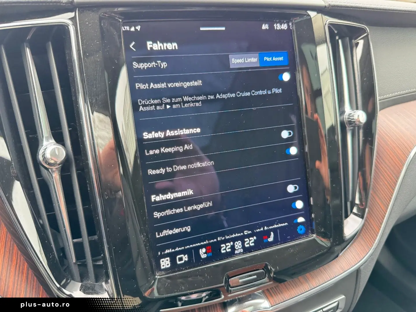 VOLVO XC60 B5 D AWD ULTIMATE BRIGHT-AHK-Luft-Sthzg-360