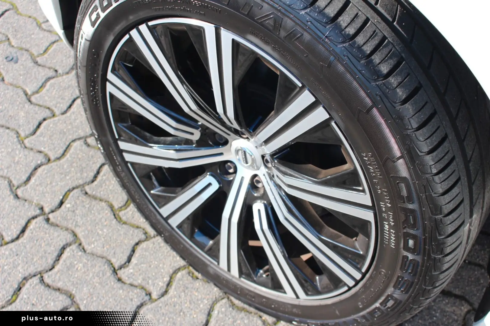 VOLVO XC90 B5 Diesel Inscription  ACC harman AHK 360