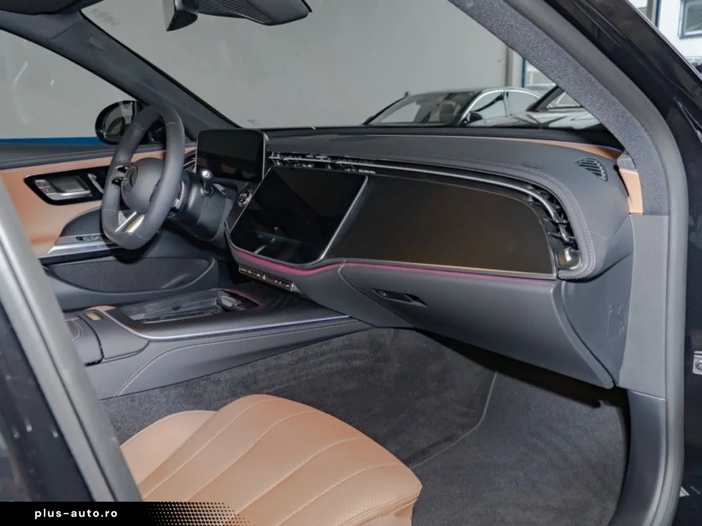 MERCEDES-BENZ E 200 AMG-Sport Pano Burm HUD Distr 20