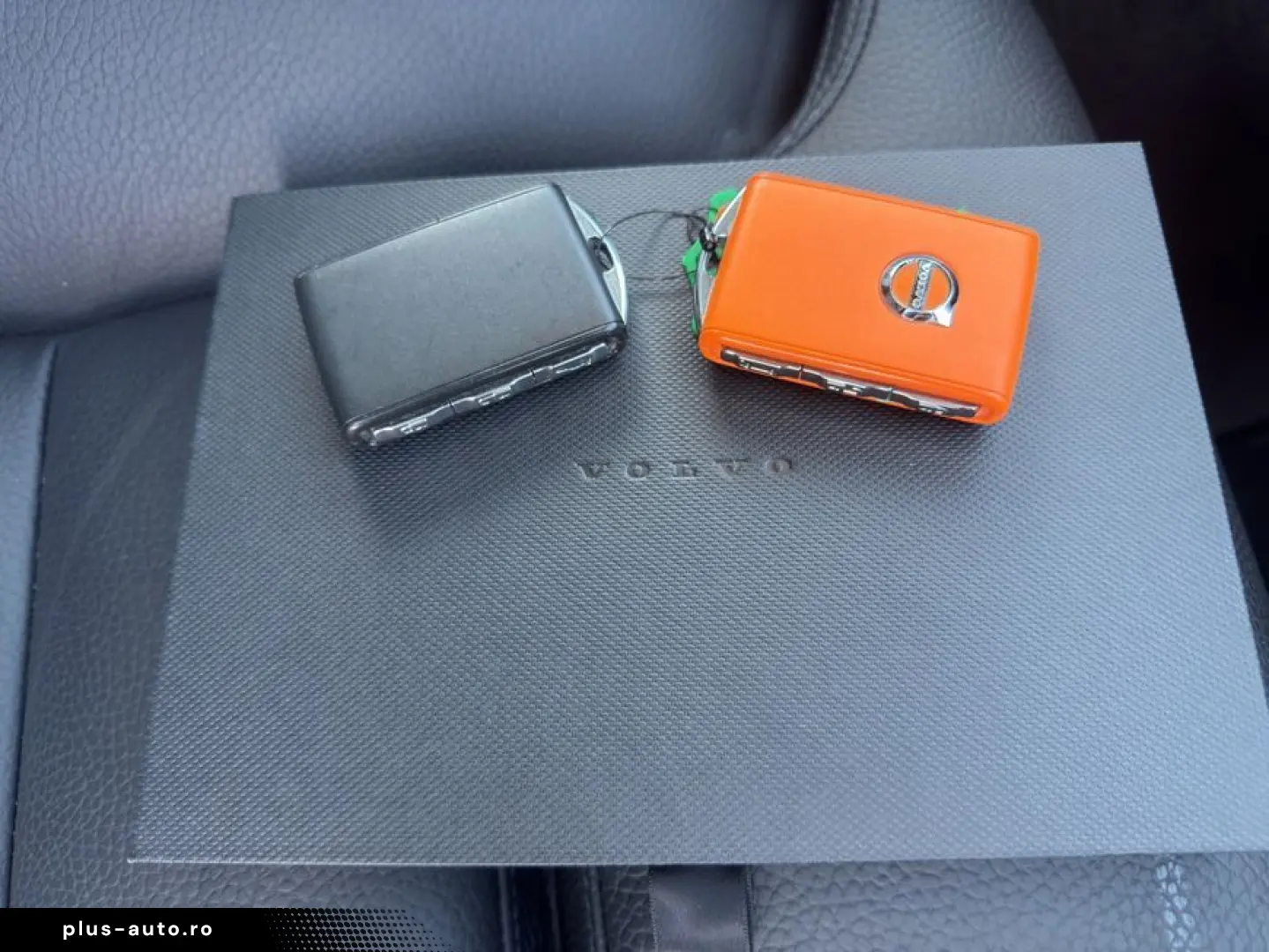 VOLVO XC90 B5 AWD Plus-Bright 7S Glasd Standh 360  AHK