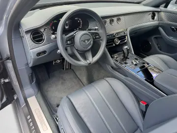 BENTLEY Flying Spur Speed First Edition V8 HYBRID