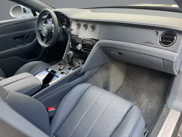 BENTLEY Flying Spur Speed First Edition V8 HYBRID
