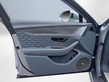 BENTLEY Flying Spur Speed First Edition V8 HYBRID