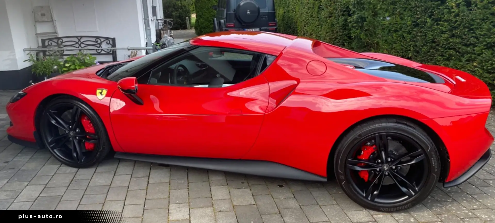 FERRARI Ferrari 296 GTB