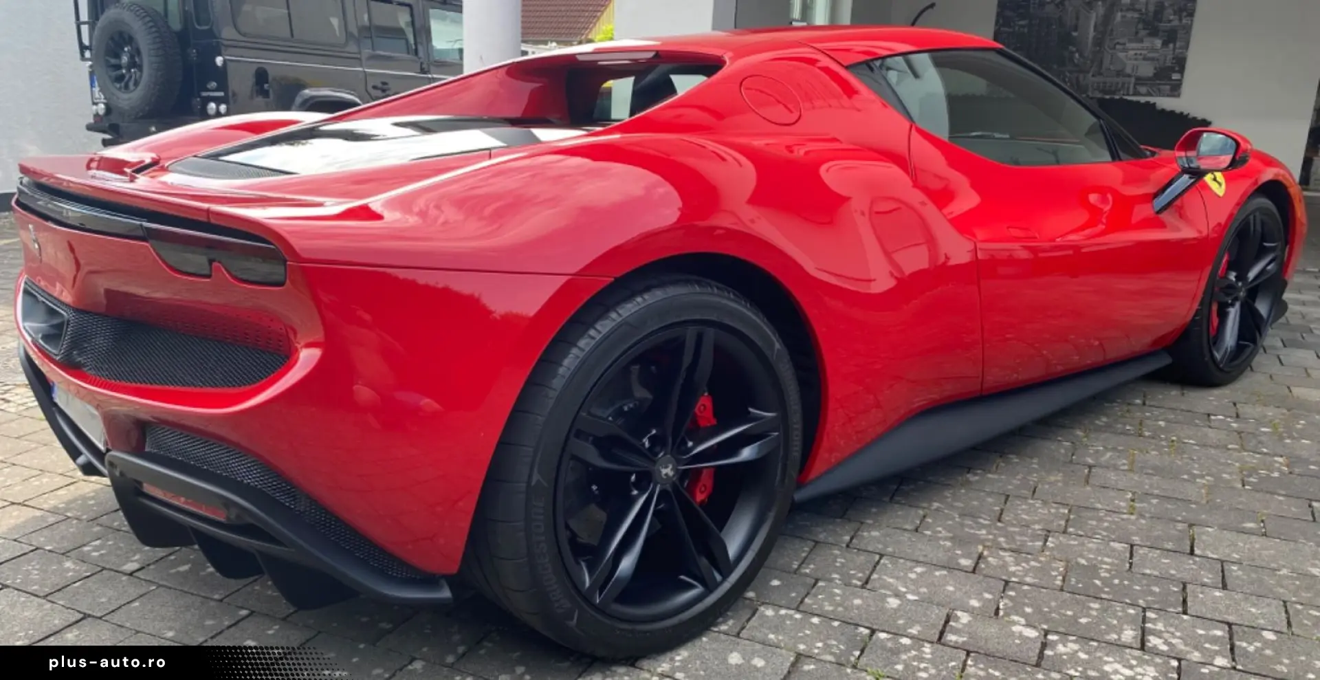 FERRARI Ferrari 296 GTB