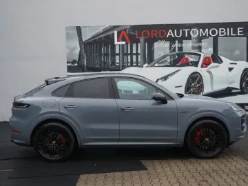 PORSCHE Cayenne Coupe S E-Hybrid Sport Design Paket HAL