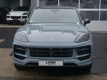PORSCHE Cayenne Coupe S E-Hybrid Sport Design Paket HAL