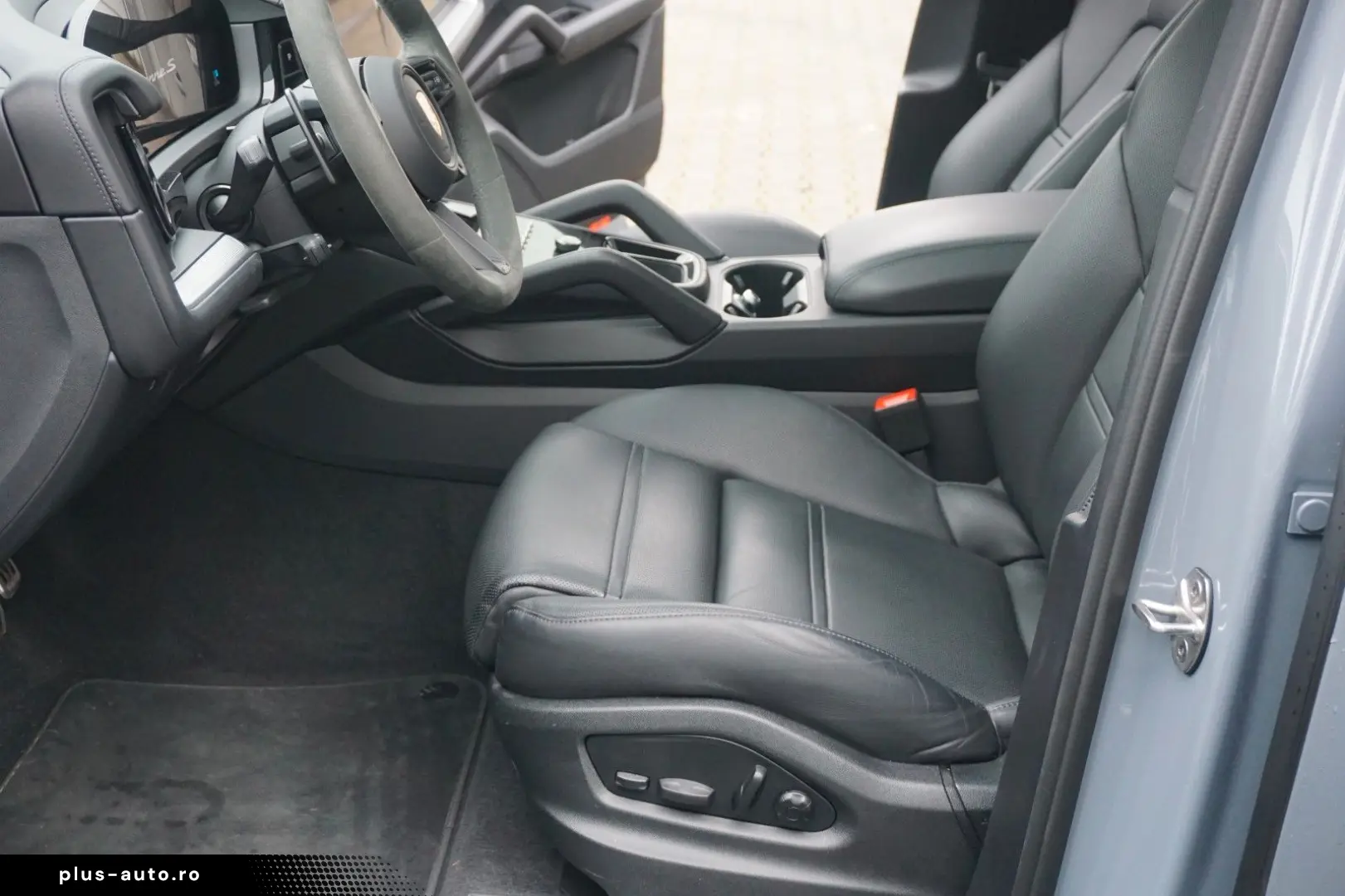 PORSCHE Cayenne Coupe S E-Hybrid Sport Design Paket HAL