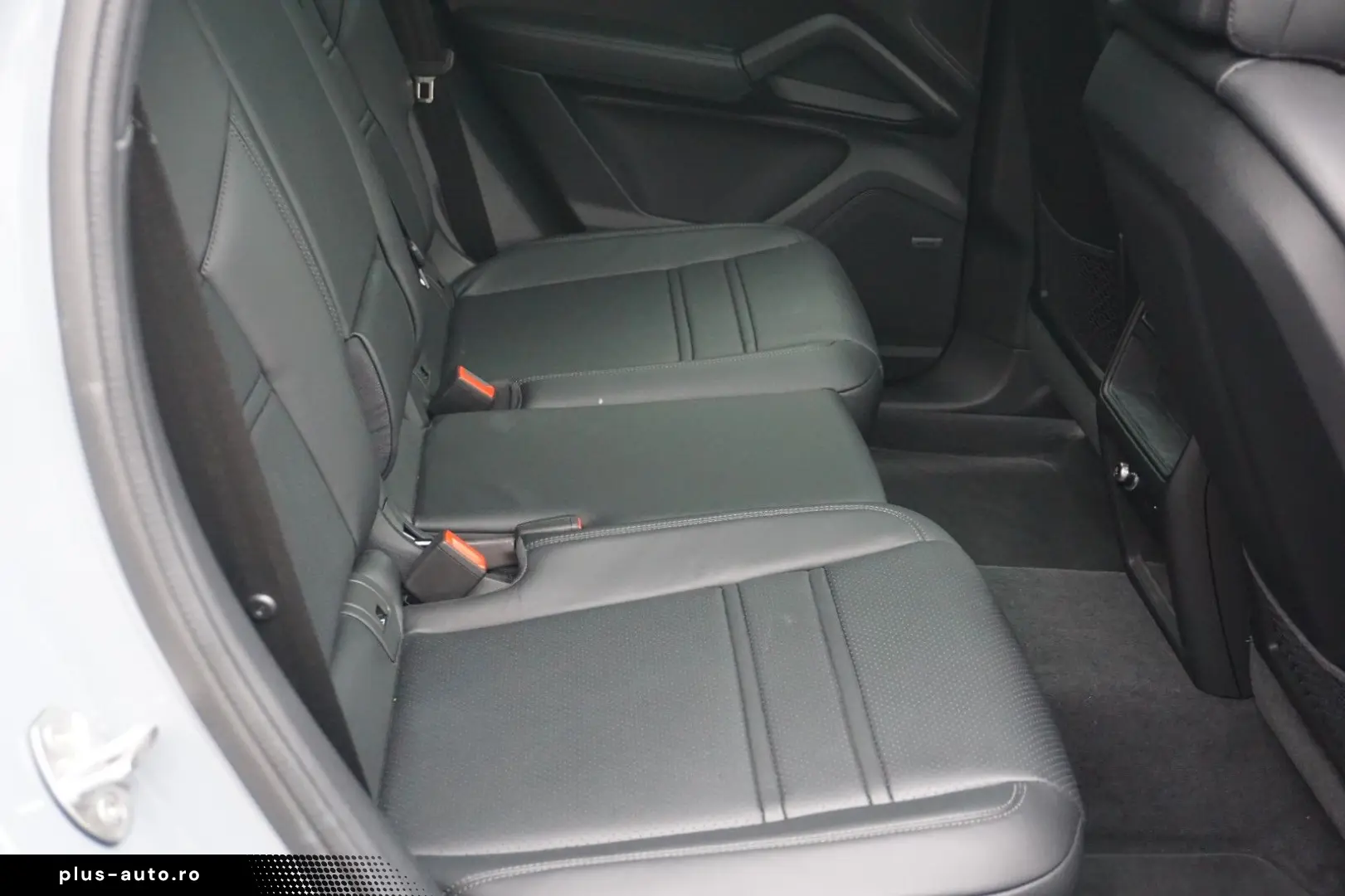 PORSCHE Cayenne Coupe S E-Hybrid Sport Design Paket HAL