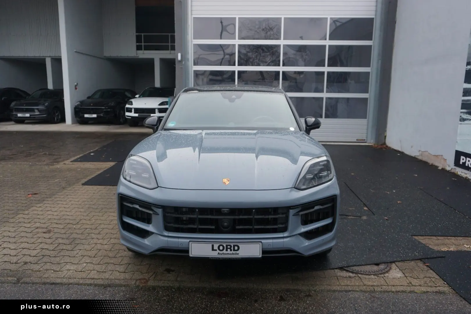 PORSCHE Cayenne Coupe S E-Hybrid Sport Design Paket HAL