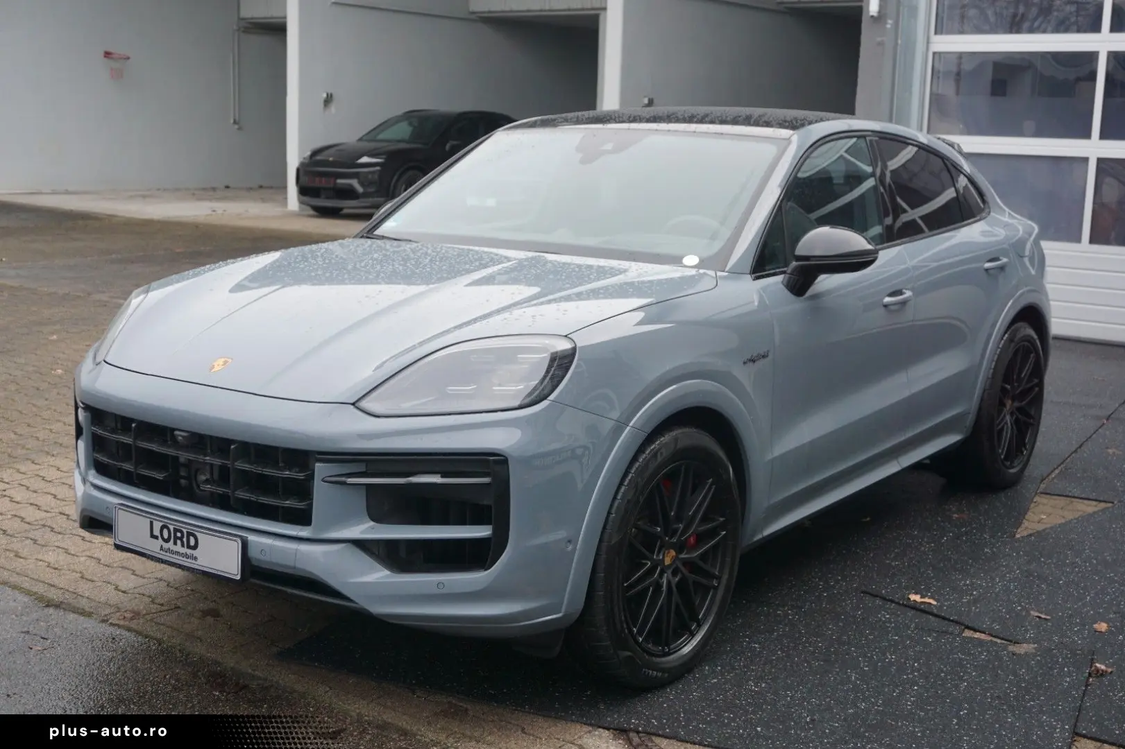PORSCHE Cayenne Coupe S E-Hybrid Sport Design Paket HAL
