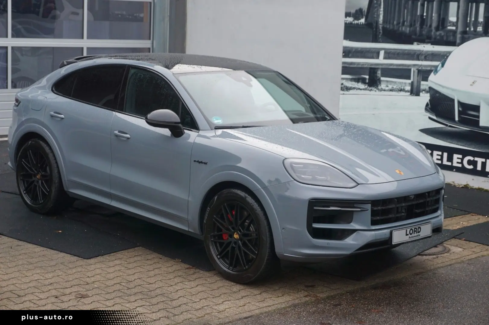 PORSCHE Cayenne Coupe S E-Hybrid Sport Design Paket HAL