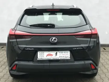 LEXUS UX300e BUSINESS