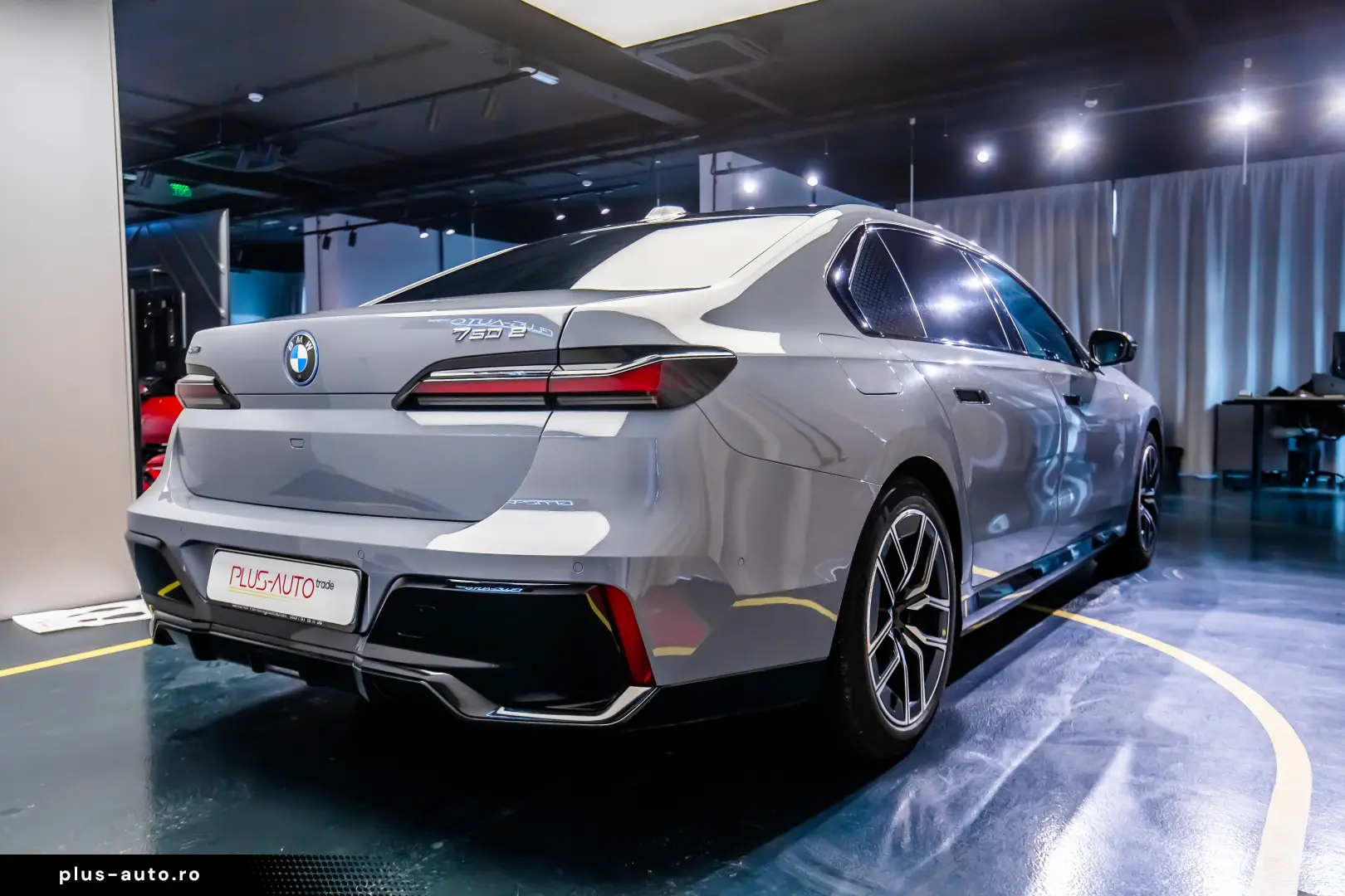 BMW 750e xDrive M-Sport  Warranty 03 27  Full PPF