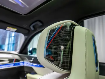 BMW 750e xDrive M-Sport  Warranty 03 27  Full PPF