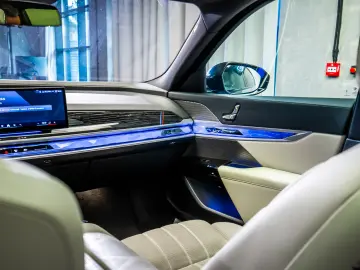 BMW 750e xDrive M-Sport  Warranty 03 27  Full PPF