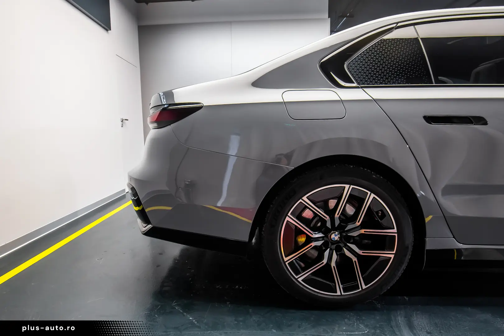 BMW 750e xDrive M-Sport  Warranty 03 27  Full PPF