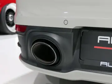 PORSCHE 992 Carrera S Cabrio  Sportabgas Kreide LM21 LED