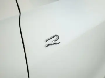 VW Tiguan 2.0 TDI 4M DSG R-Line Pano Nav Key Kam 20