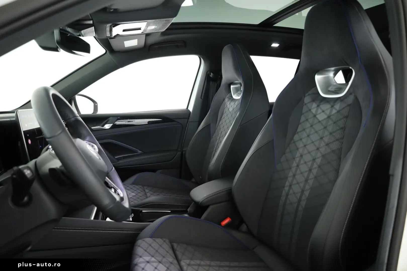 VW Tiguan 2.0 TDI 4M DSG R-Line Pano Nav Key Kam 20