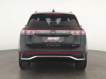 VW Tiguan 2.0 TDI 4M DSG R-Line Pano Nav Key Kam 20