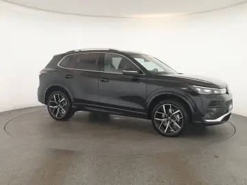 VW Tiguan 2.0 TDI 4M DSG R-Line Pano Nav Key Kam 20