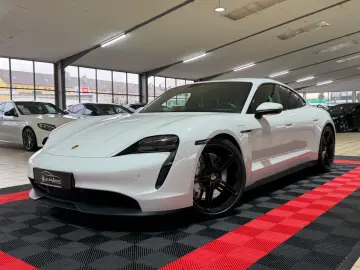 PORSCHE Taycan 4 S - Performance 571PS - 93.4 KW