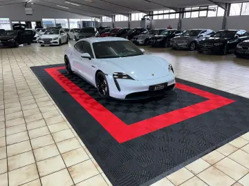 PORSCHE Taycan 4 S - Performance 571PS - 93.4 KW