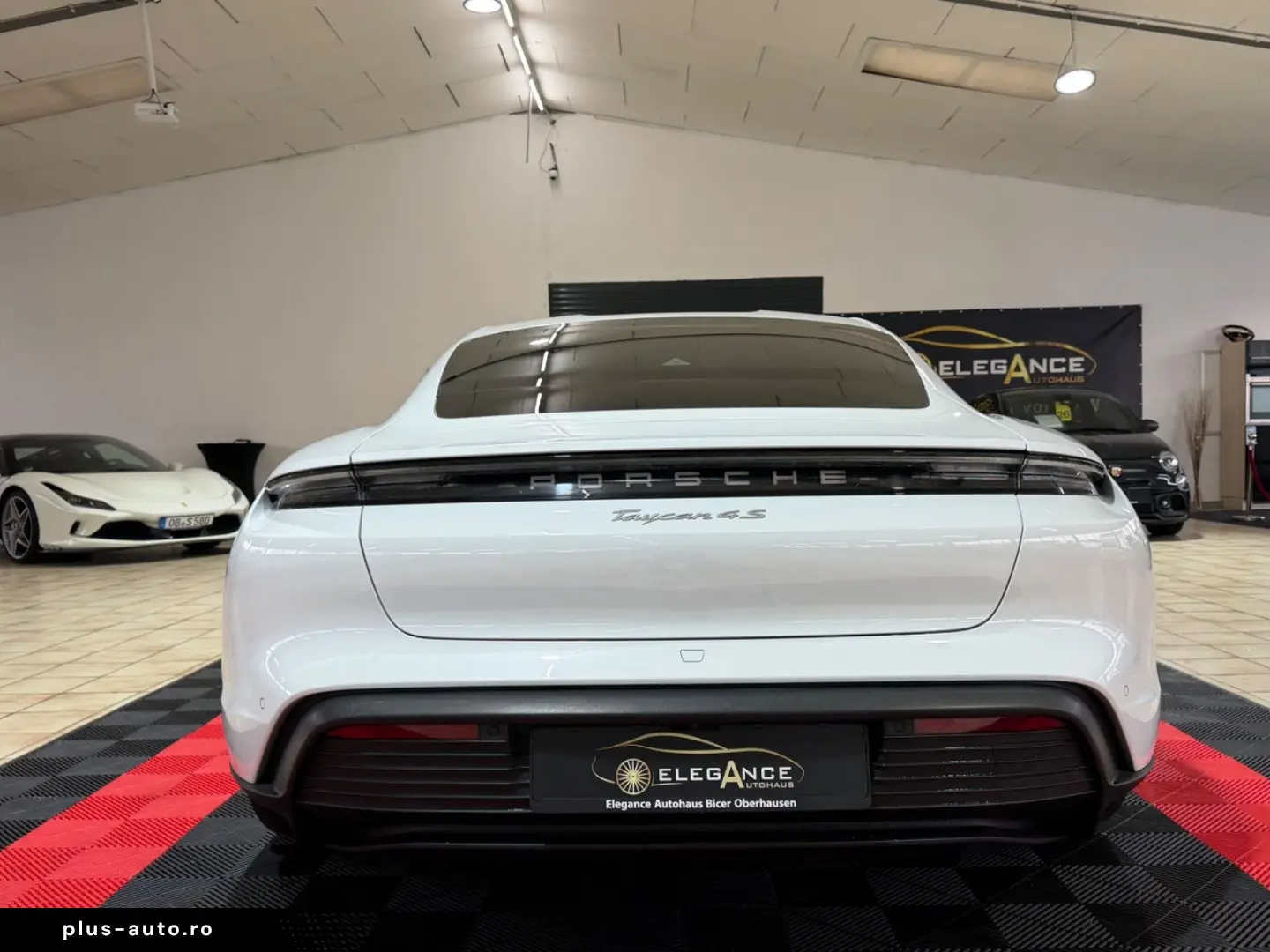 PORSCHE Taycan 4 S - Performance 571PS - 93.4 KW