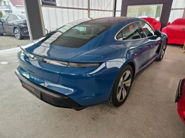 PORSCHE Taycan 4S Perf  BeifDisp Chrono Pano Matrix appr