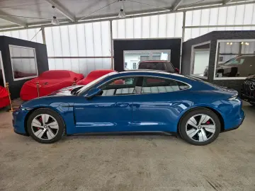 PORSCHE Taycan 4S Perf  BeifDisp Chrono Pano Matrix appr