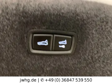 PORSCHE Taycan Turbo 21  HeadUp Pano Passenger-Display