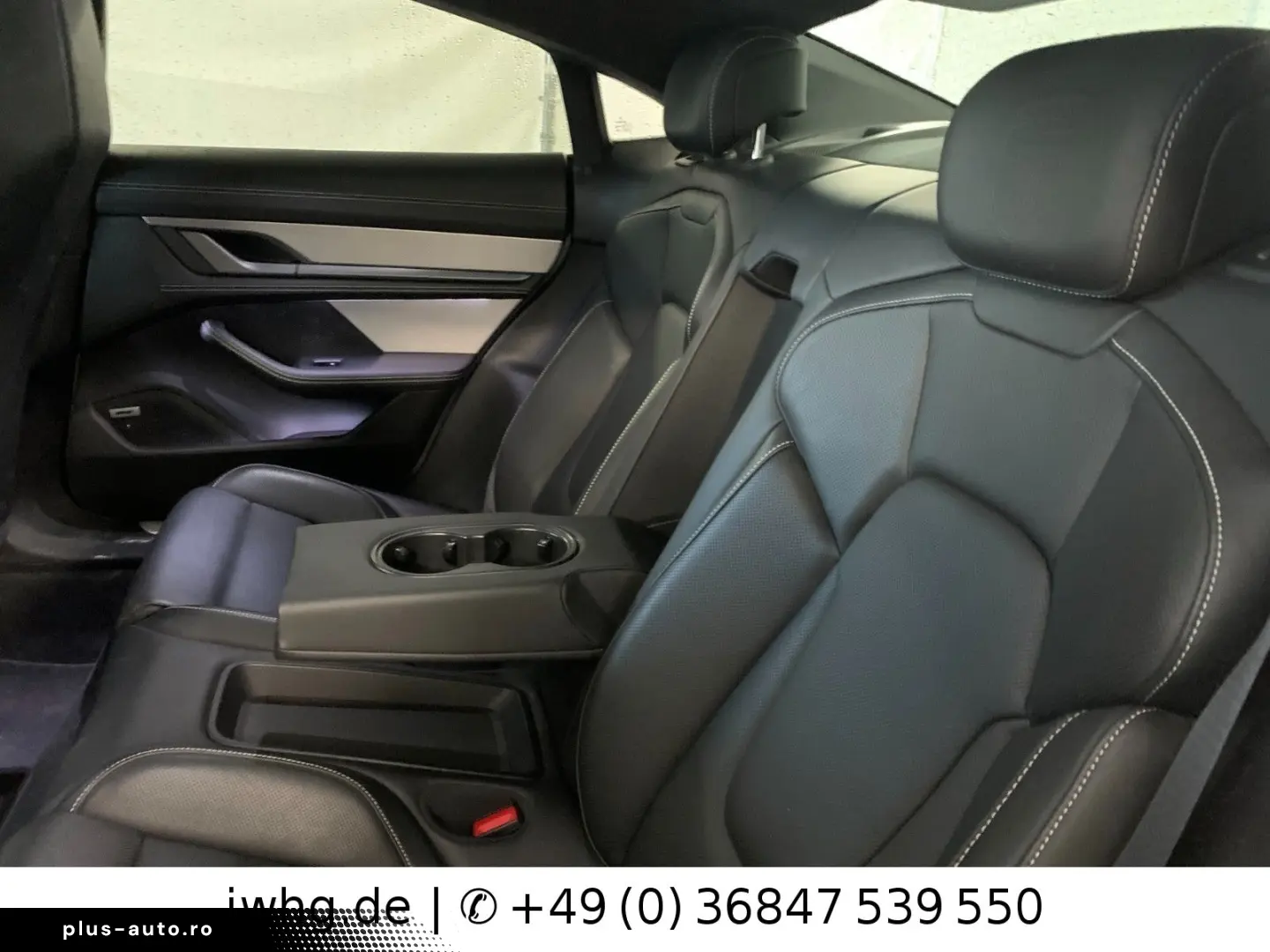 PORSCHE Taycan Turbo 21  HeadUp Pano Passenger-Display