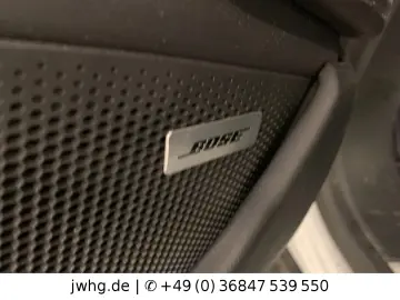 PORSCHE Taycan Turbo 21  HeadUp Pano Passenger-Display