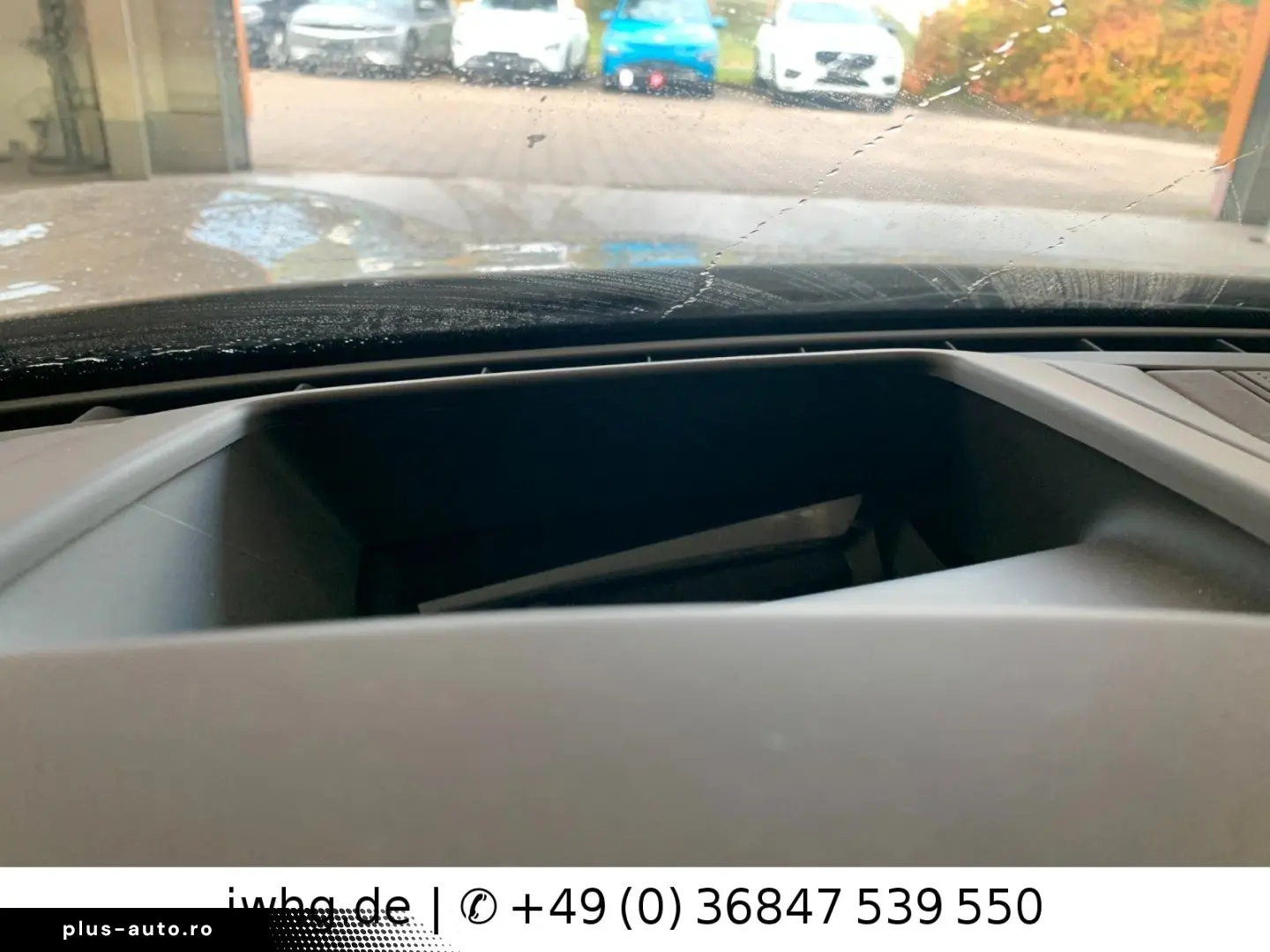 PORSCHE Taycan Turbo 21  HeadUp Pano Passenger-Display