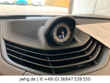 PORSCHE Taycan Turbo 21  HeadUp Pano Passenger-Display