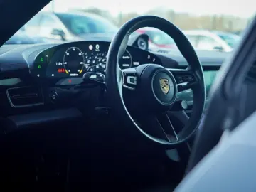 PORSCHE Taycan Turbo 93 kWh   4Wiel Sturing   Pano   Pas