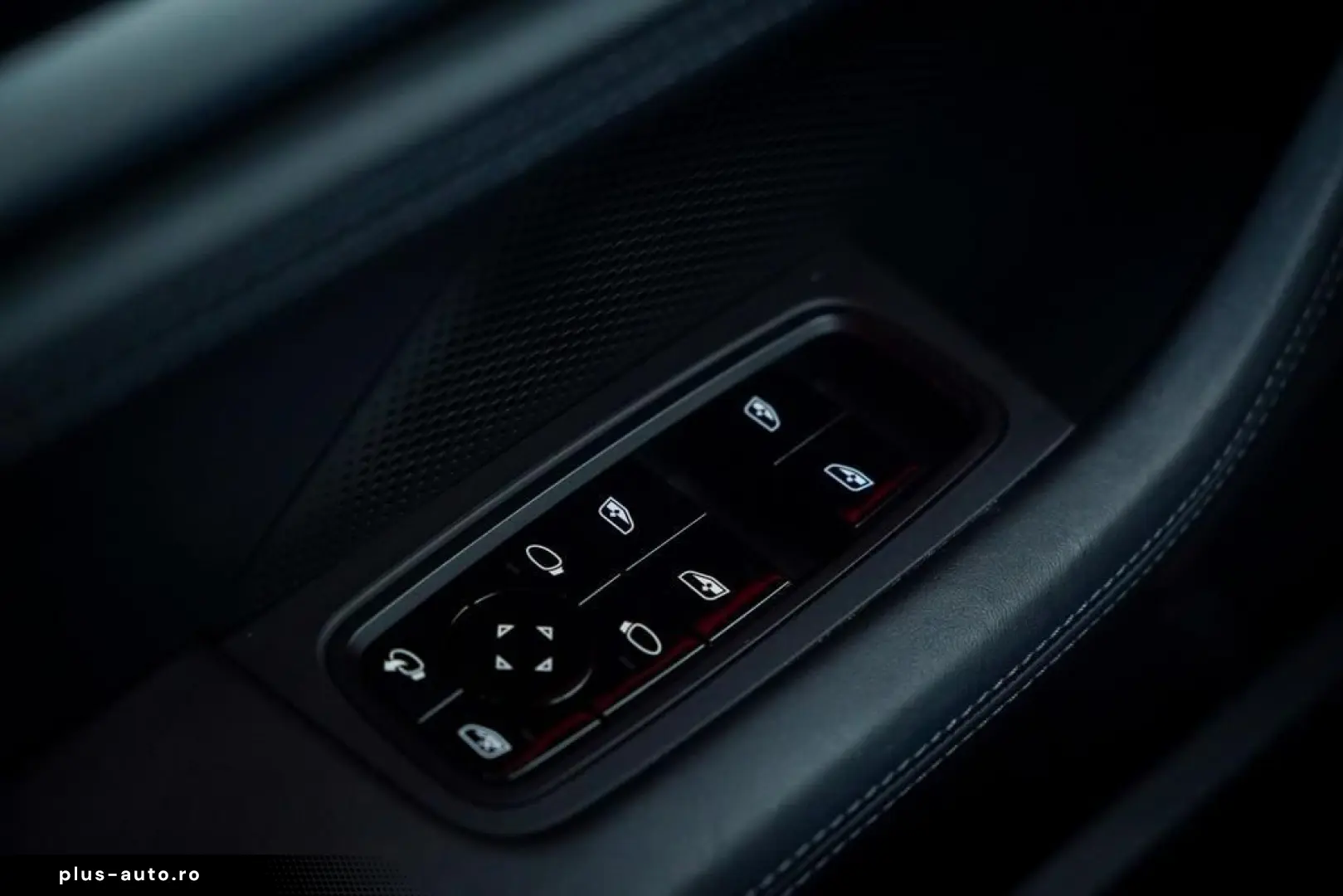 PORSCHE Taycan Turbo 93 kWh   4Wiel Sturing   Pano   Pas