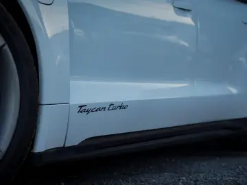 PORSCHE Taycan Turbo 93 kWh   4Wiel Sturing   Pano   Pas