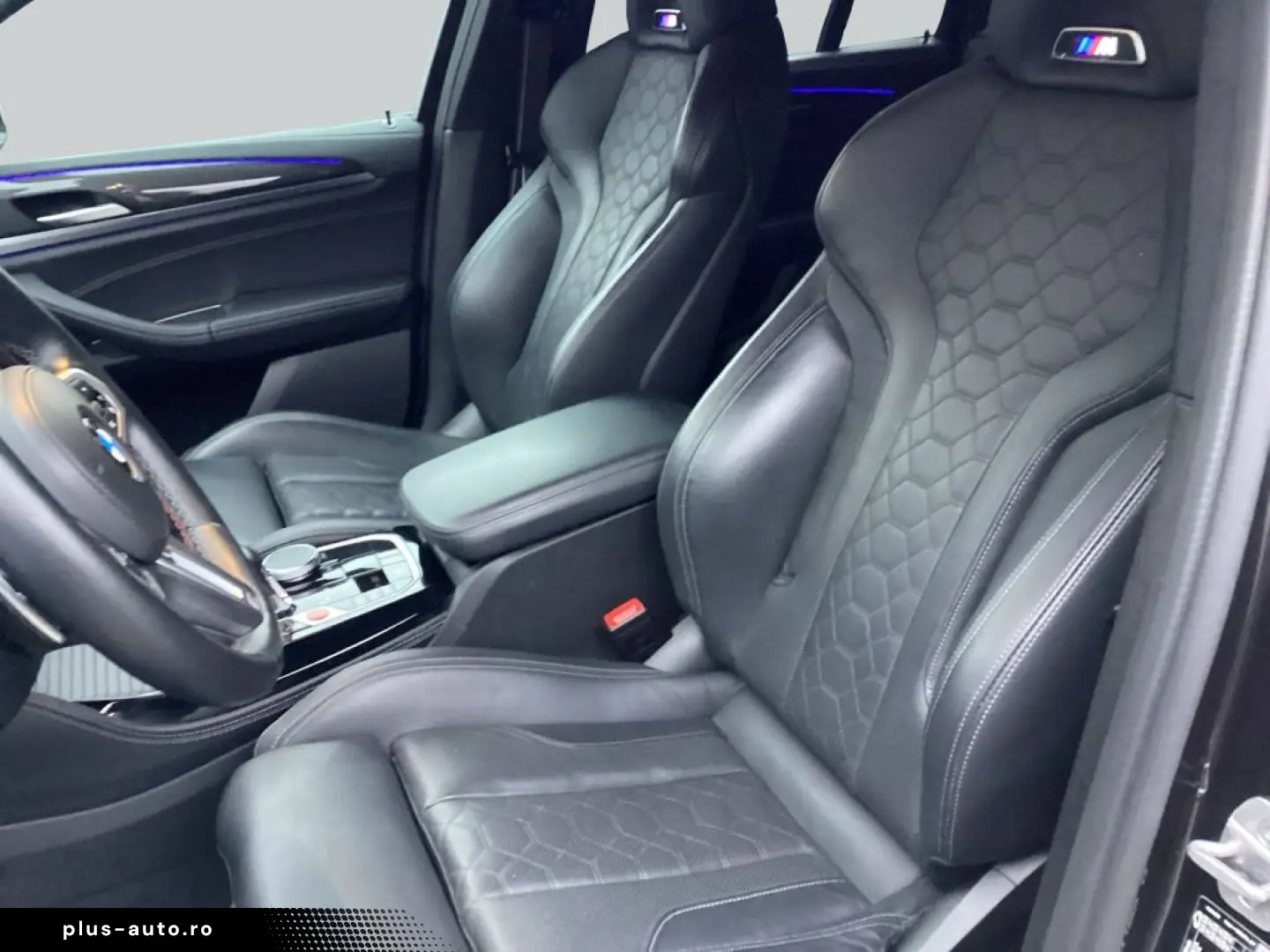 BMW X4M Competition  HuD AHK Pano