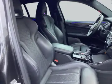 BMW X4M Competition  HuD AHK Pano