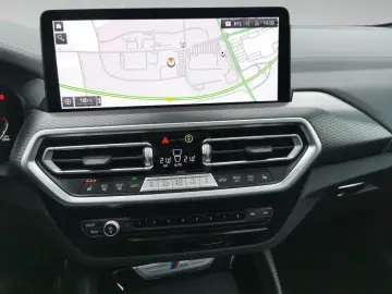 BMW X4 M40i M SPORT Standhzg ACC HeadUp 360  AHK Pan