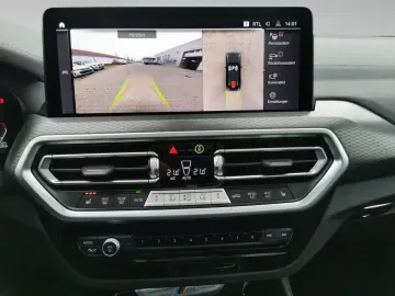 BMW X4 M40i M SPORT Standhzg ACC HeadUp 360  AHK Pan