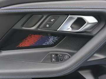 BMW M240i xDrive Coupé Sportpaket HK HiFi DAB LED