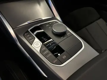 BMW M240i xDrive Coupé M Sport Pro Glasdach Head-Up