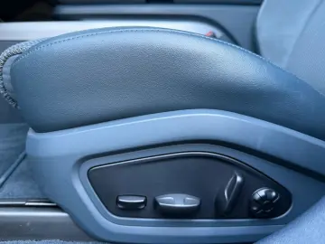 PORSCHE Taycan 4S Burmester 360  SHZ V H