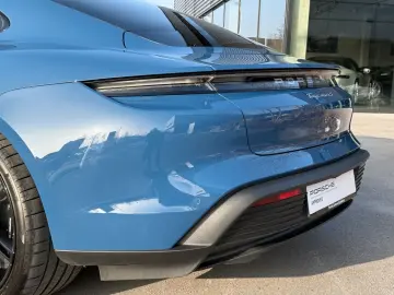 PORSCHE Taycan 4S Burmester 360  SHZ V H