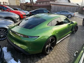 PORSCHE TAYCAN GTS  EXKLUSIV  21 ZOLL APPROVED MWST !!!